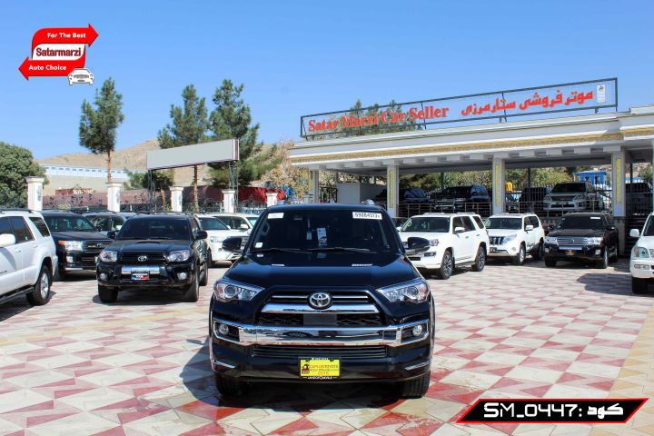 1 Toyota 4Runner ( Limited ) 2016