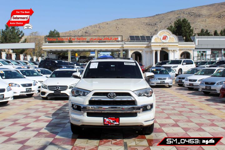 1 Toyota 4Runner ( Limited ) 2018