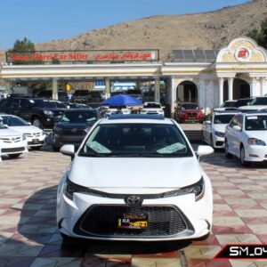 Toyota Corolla ( XLE ) 2021