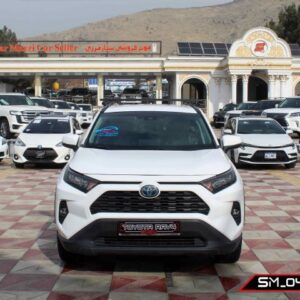 Toyota RAV4 ( LE ) Hybrid 2020