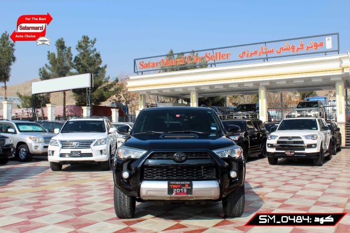 1 Toyota 4Runner ( TRD OFF ROAD ) 2019