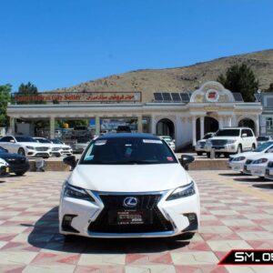 Lexus ( CT200 Hybrid ) 2016