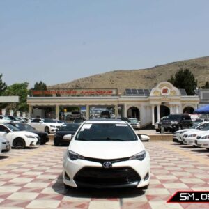 Toyota Corolla ( LE ) 2017