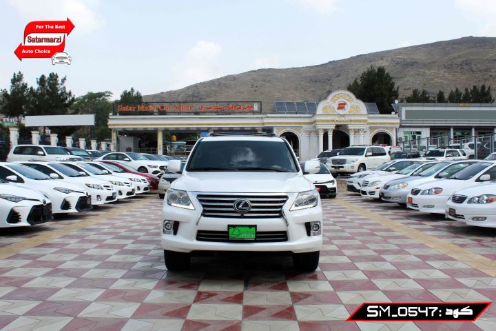 1 Lexus ( LX570 ) 2014
