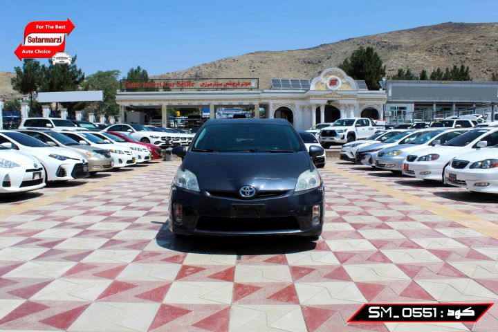 1 Toyota Prius 2015