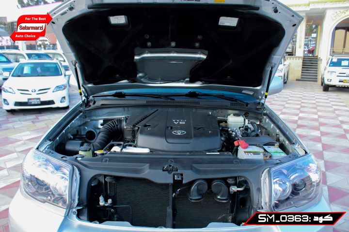 10 Toyota 4Runner ( Sport )