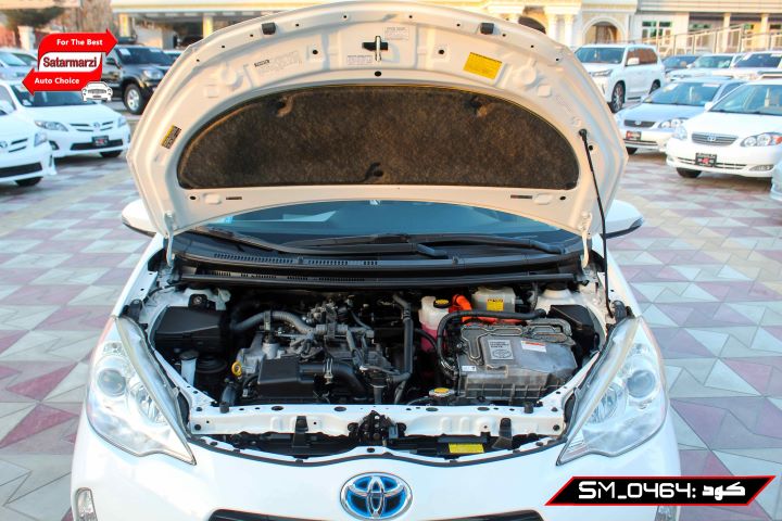 10 Toyota Prius ( C ) 2012