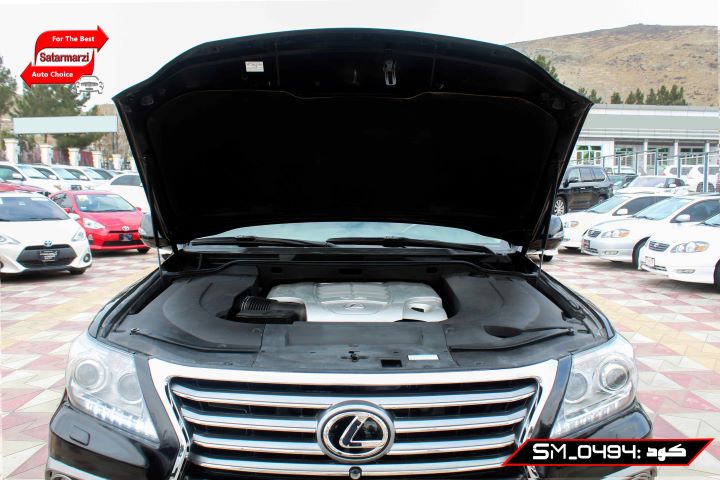 10 Lexus ( LX570 ) 2013