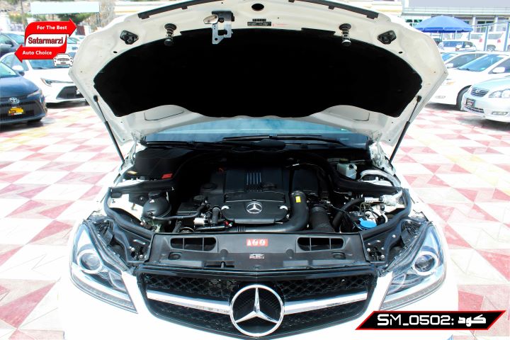 10 Mercedes Benz ( C250 ) 2013