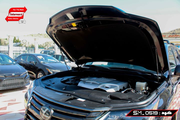10 Lexus ( LX570 ) 2019