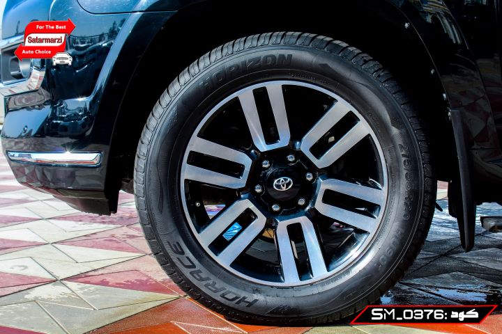 10 Toyota 4Runner ( Limited )