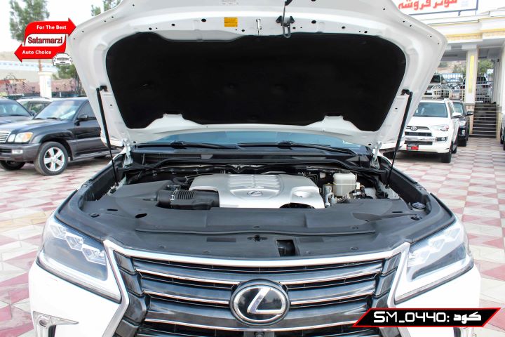 10 Lexus ( LX570 Super Sport ) 2016