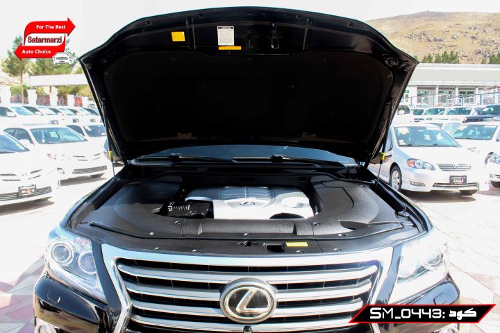 10 Lexus ( LX570 ) 2013