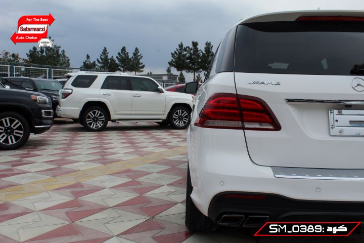 11 Mercedes Benz ( GLE 63 AMG )