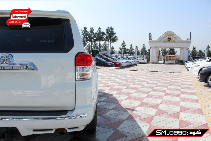 12 Toyota 4Runner ( Limited )