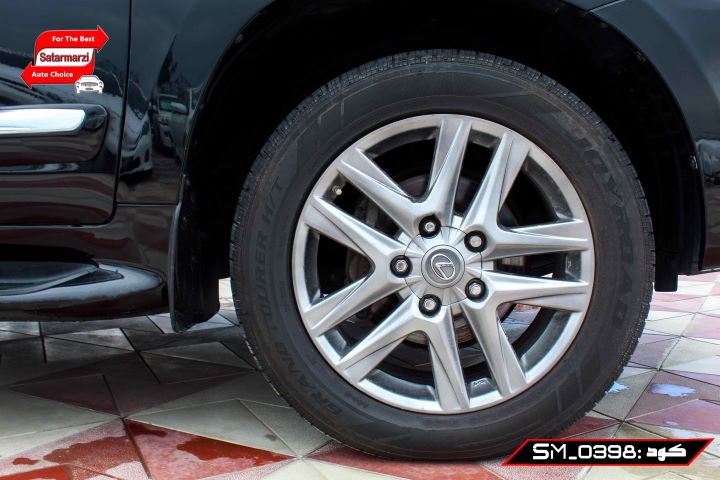 15 Lexus ( LX570 ) 2010
