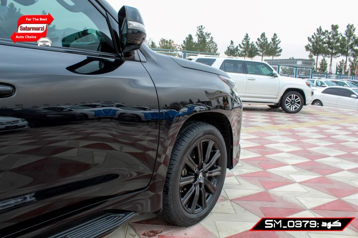 17 Lexus ( LX570 Black Hawk Edition )