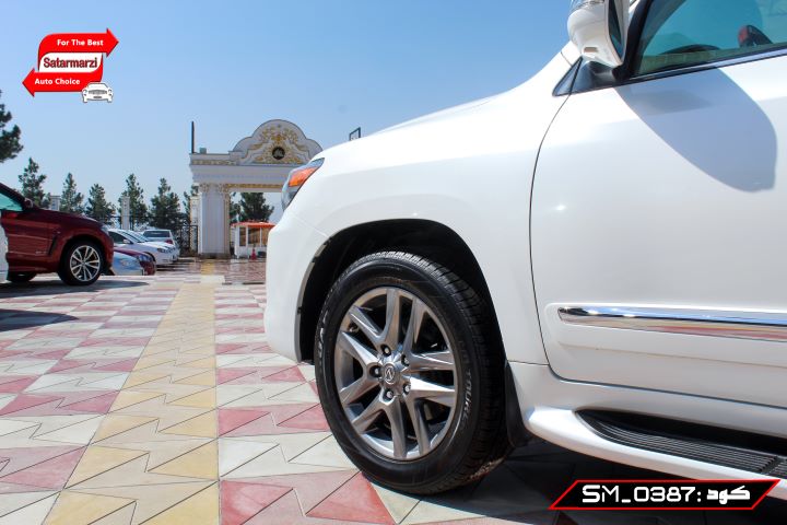 18 Lexus ( LX570 Super Sport )