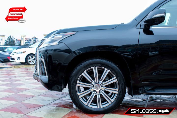 18 Lexus LX570