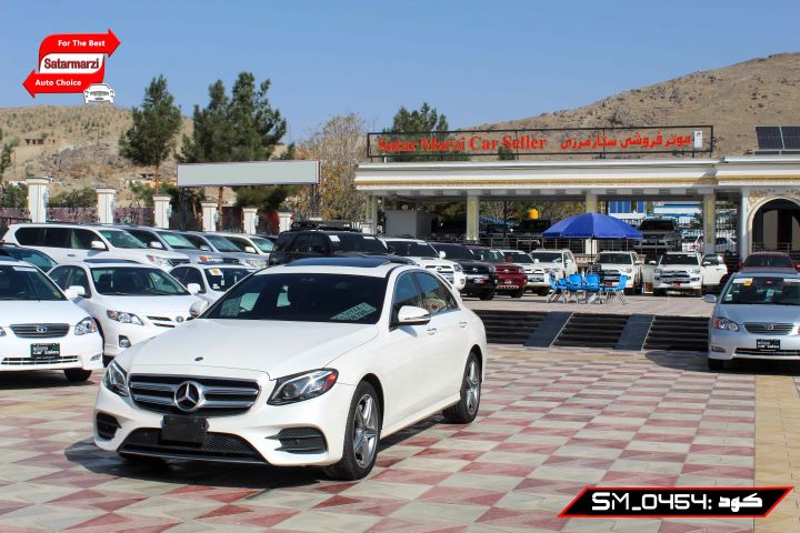 2 Mercedes Benz ( E300 4Matic ) 2017