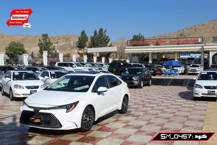 2 Toyota Corolla ( XLE ) 2021