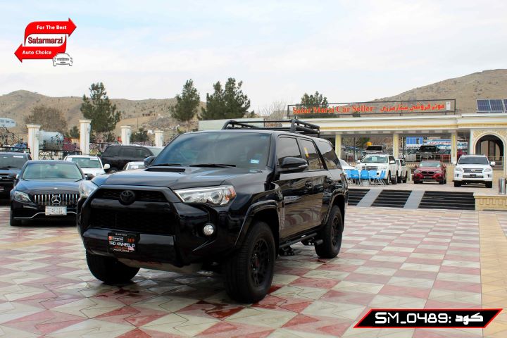 2 Toyota 4Runner ( TRD OFF ROAD ) 2019