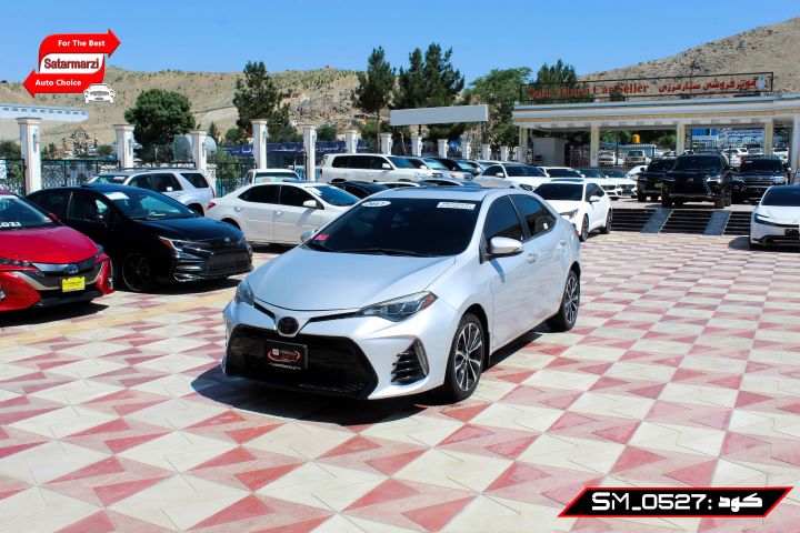 2 Toyota Corolla ( XSE ) 2017
