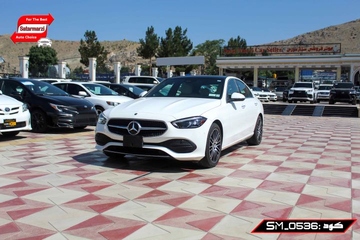 2 Mercedes Benz ( C300 4MATIC ) 2022
