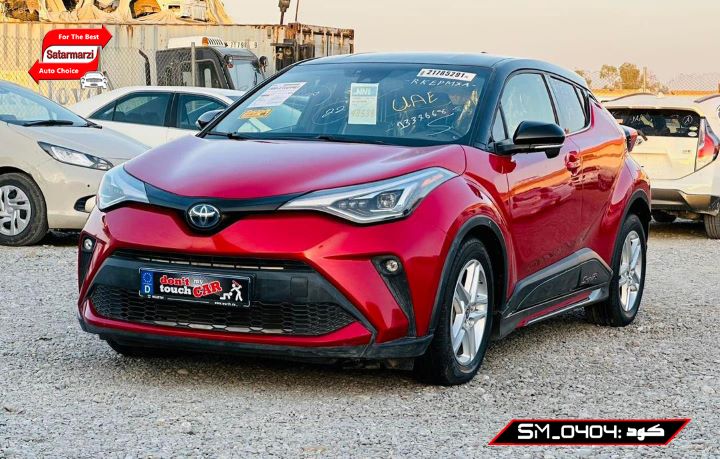 2 Toyota ( C-HR ) 2022