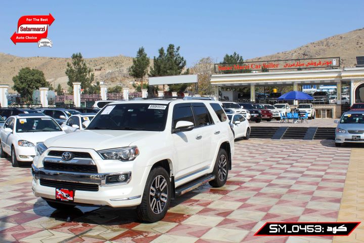 2 Toyota 4Runner ( Limited ) 2018