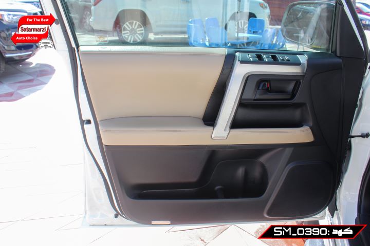 20 Toyota 4Runner ( Limited )