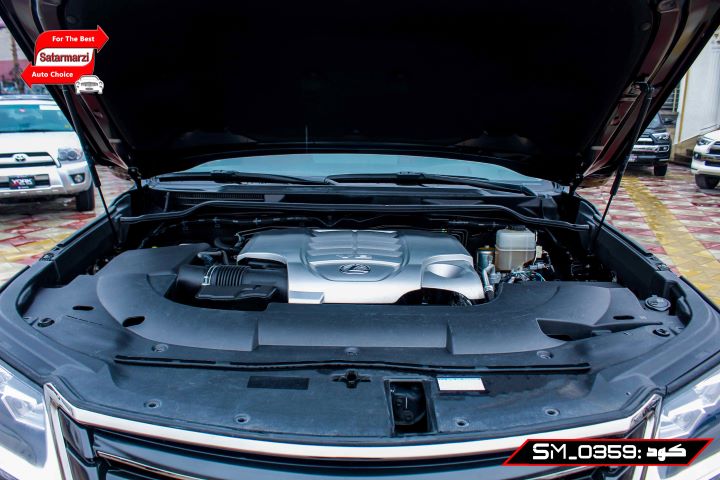 21 Lexus LX570