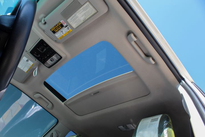 22 Toyota 4Runner ( Limited )