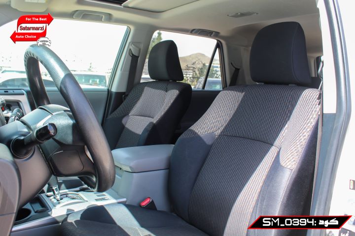 22 Toyota 4Runner ( SR5 )