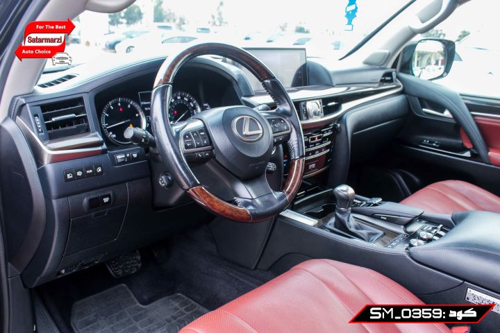 23 Lexus LX570