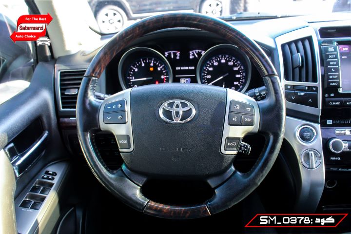 23 Toyota Land Cruiser ( VX.R ) American