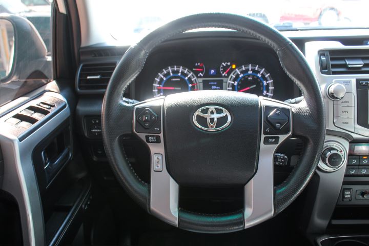 24 Toyota 4Runner ( Limited )