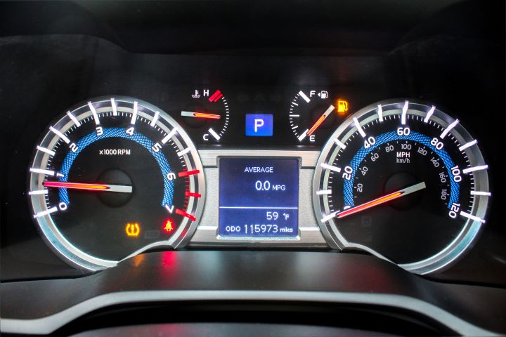 25 Toyota 4Runner ( Limited )