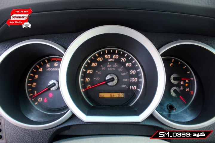 25 Toyota 4Runner ( Limited )