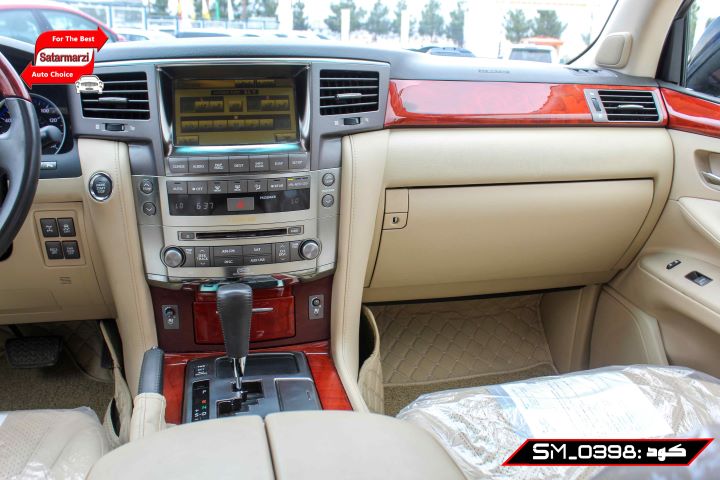 27 Lexus ( LX570 ) 2010