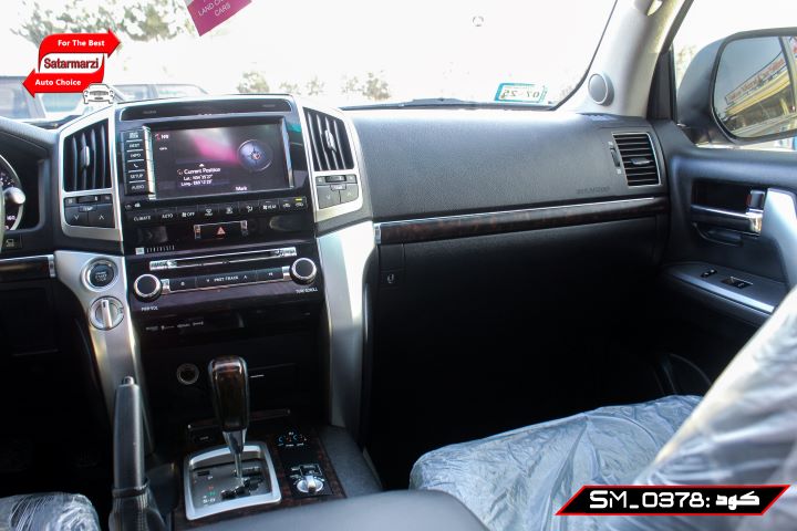 28 Toyota Land Cruiser ( VX.R ) American