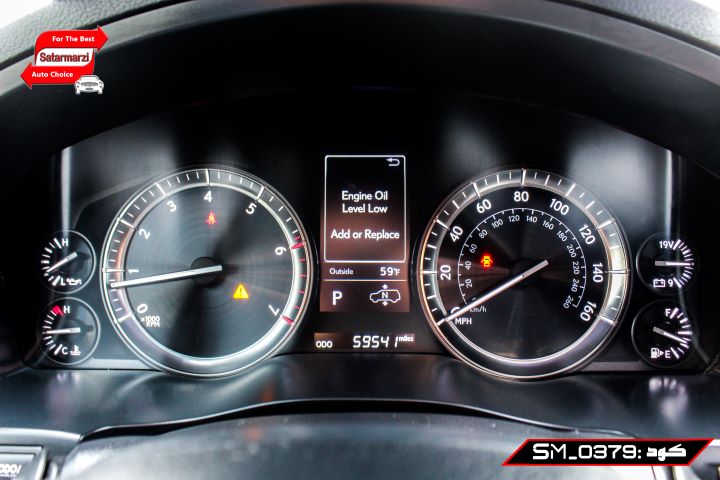 28 Lexus ( LX570 Black Hawk Edition )