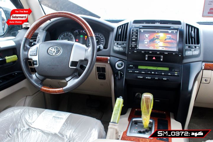 28 Toyota Land Cruiser ( GX.R ) Khaliji