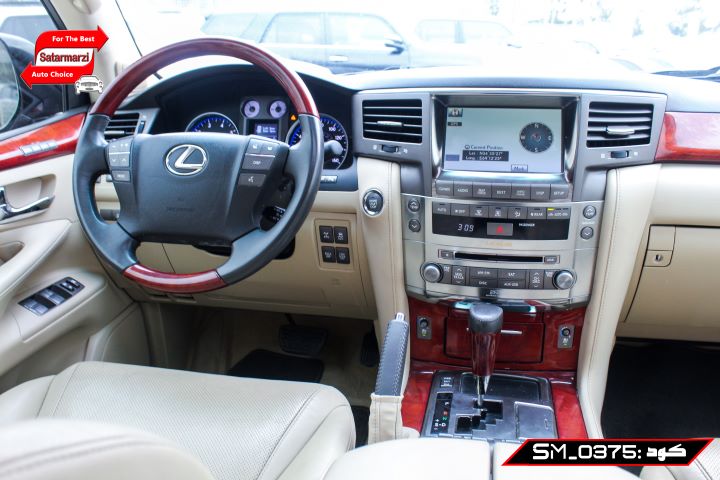 28 Lexus ( LX570 ) American