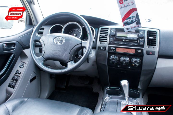29 Toyota 4Runner ( Sport )