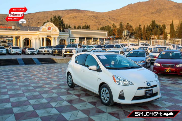 3 Toyota Prius ( C ) 2012