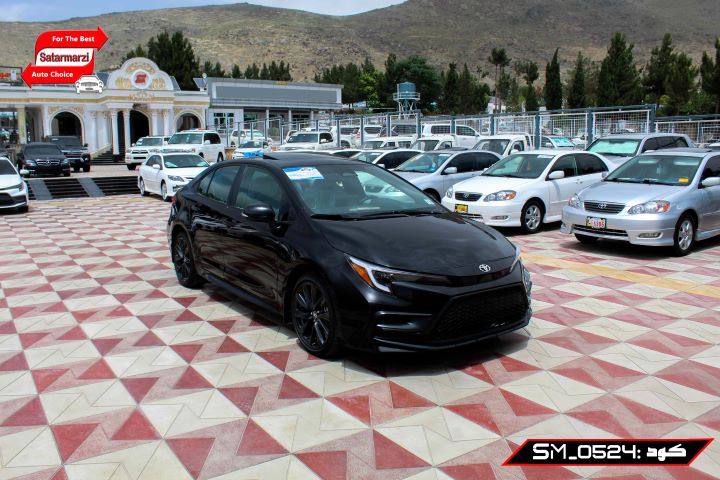 3 Toyota Corolla ( SE ) 2025