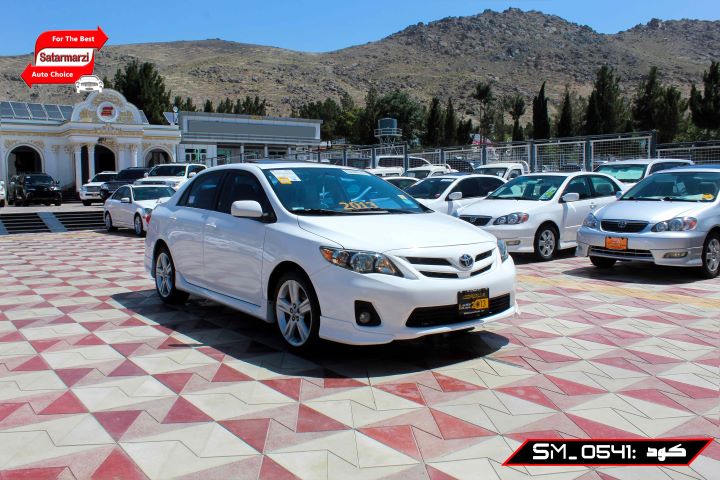 3 Toyota Corolla ( S Class ) 2013