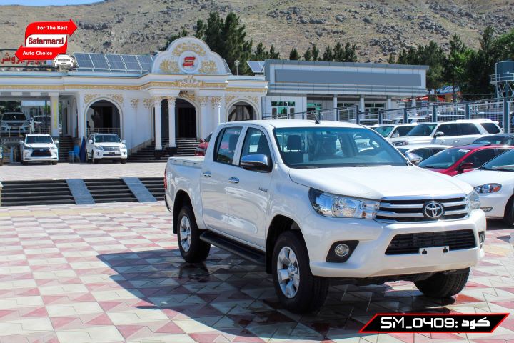3 Toyota Hilux 2020