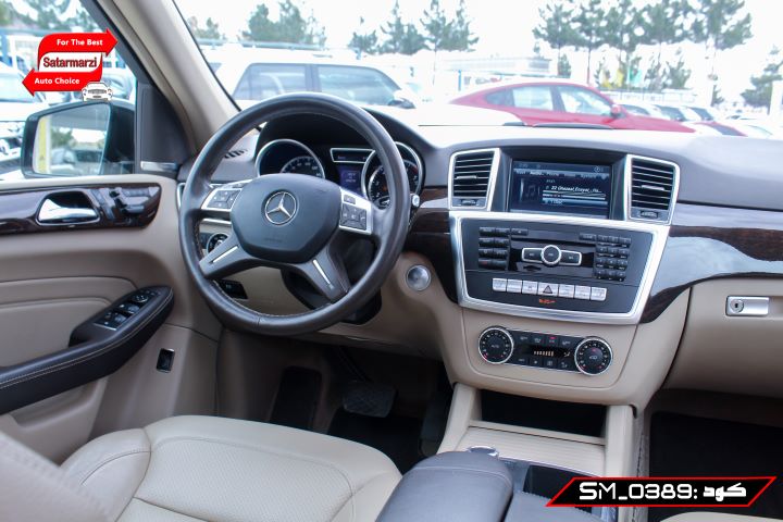 30 Mercedes Benz ( GLE 63 AMG )